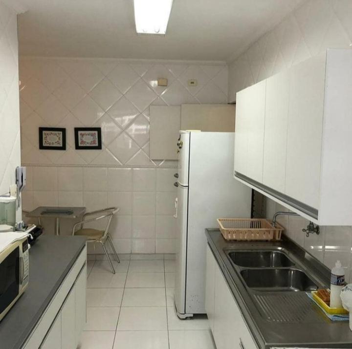Apartamento Na Praia De Pitangueiras-Guaruja A 50Mt Da Praia E Comercio Perto Bagian luar foto